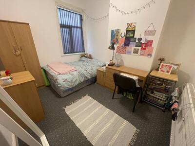 Picture 5